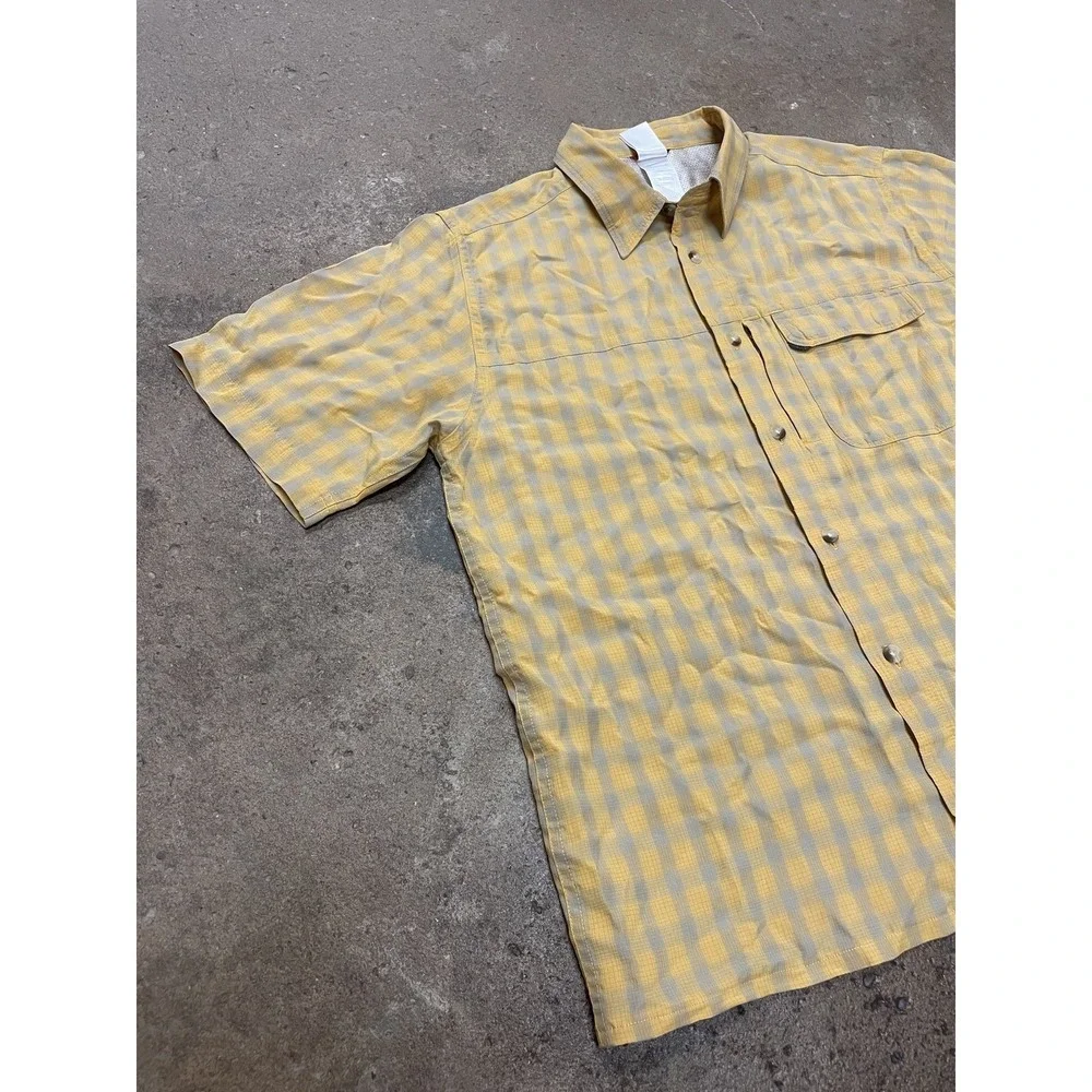 The‎ North Face Shirt Mens Medium Yellow Check Short Sleeve Button Up Hiking